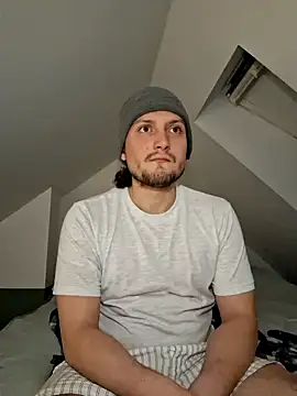 Ghost Pie online show from December 17, 2025, 5:56 am