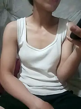 Andrea-688 online show from April 3, 2026, 10:32 am