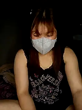 Snapshot of May-Ne chatting on February 25, 2026, 5:29 am May-Ne online show from February 25, 2026, 5:29 am