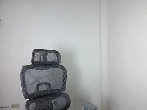 Snapshot of riodickph chatting on February 19, 2026, 5:21 pm riodickph online show from February 19, 2026, 5:21 pm