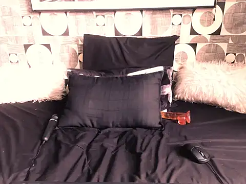 indianbella01 online show from December 21, 2025, 6:04 am