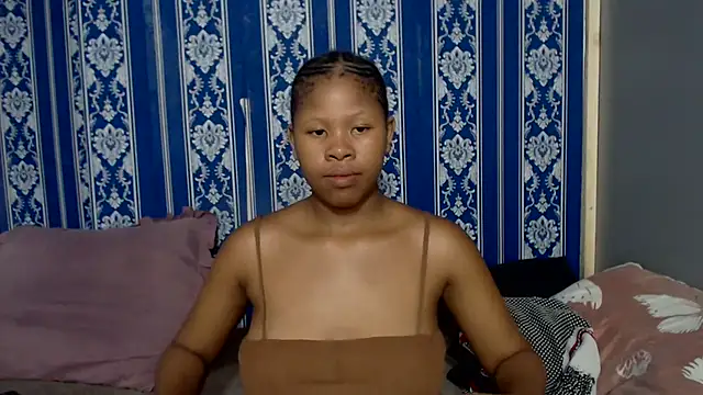 TemptingCloeXx online show from January 14, 2026, 7:28 pm