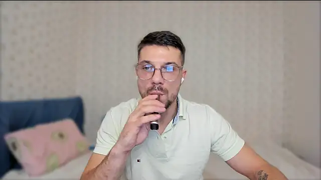 Tony Wolf online show from December 21, 2025, 8:53 pm