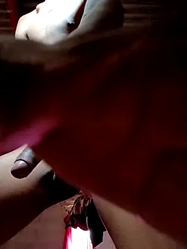 Kcaleb online show from April 7, 2026, 9:33 am