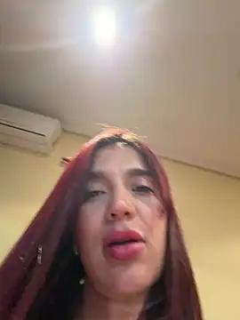 Snapshot of lara_beker chatting on March 20, 2026, 11:06 pm lara beker online show from March 20, 2026, 11:06 pm