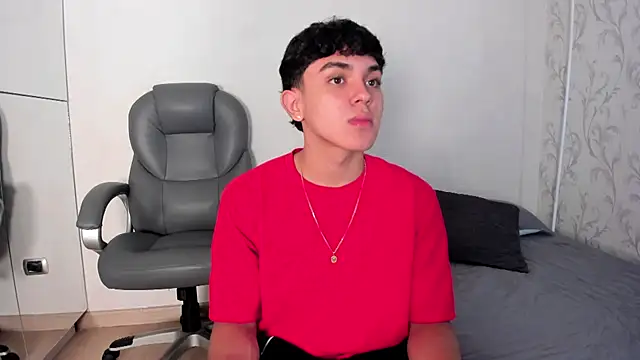  TaylorBlack online show from March 20, 2026, 11:44 am