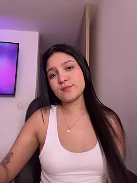 Camila sanchez25 online show from April 13, 2026, 7:40 pm