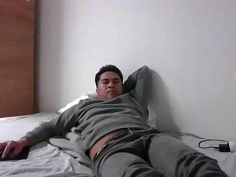 sweetpinoy2027 online show from February 1, 2026, 5:22 pm