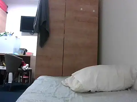 sweetpinoy2027 online show from February 3, 2026, 5:38 am