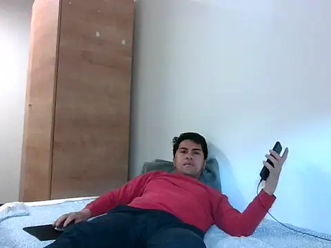 sweetpinoy2027 online show from March 4, 2026, 9:06 am