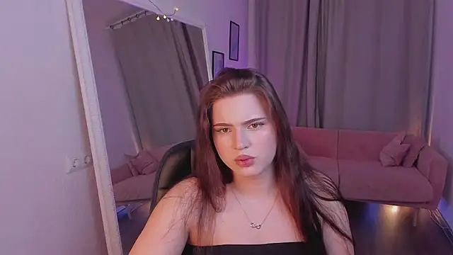 Avery Flores online show from January 16, 2026, 10:03 pm