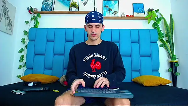 boy Dirty X online show from January 16, 2026, 12:42 pm