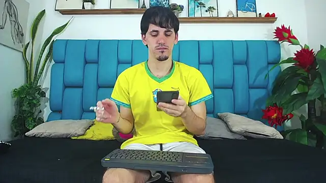 boy Dirty X online show from May 25, 2026, 5:18 am