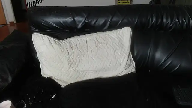 BeautyYoungblond online show from March 17, 2026, 8:39 am