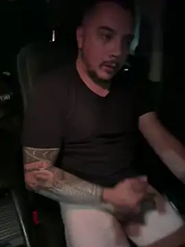 Snapshot of Diegohernan17 chatting on February 25, 2026, 1:50 am Diegohernan17 online show from February 25, 2026, 1:50 am