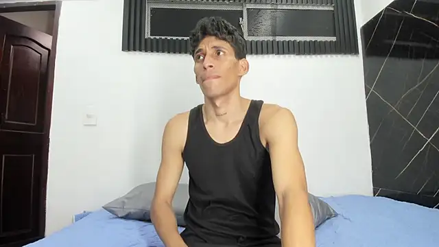 Emer santos online show from February 23, 2026, 8:42 pm