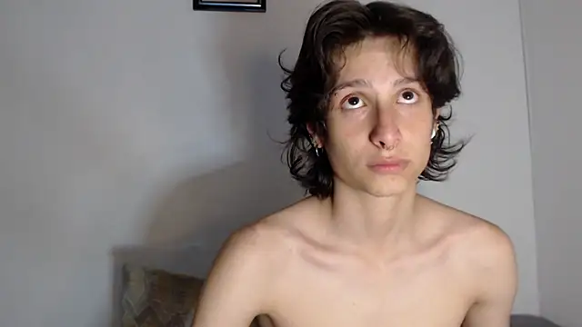 cirosky elchicopolla online show from April 7, 2026, 3:41 am