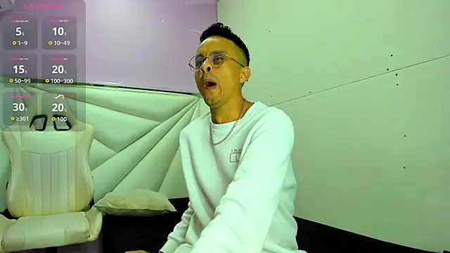 Ares funn online show from December 18, 2025, 12:09 pm