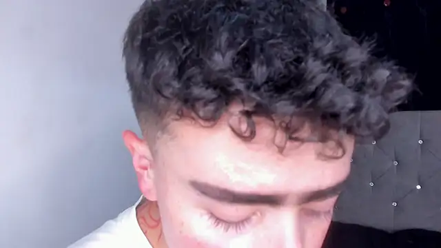 Snapshot of naughtysalomon__ chatting on February 27, 2026, 2:45 am naughtysalomon online show from February 27, 2026, 2:45 am