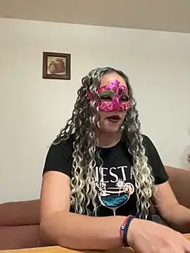 Snapshot of Rachelfrozono chatting on December 17, 2025, 3:22 am Rachelfrozono online show from December 17, 2025, 3:22 am