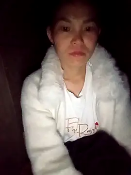 Girl cutee online show from February 12, 2026, 9:47 pm