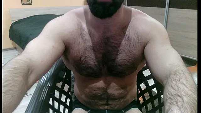 alieninhumanbody1 online show from February 2, 2026, 6:40 pm