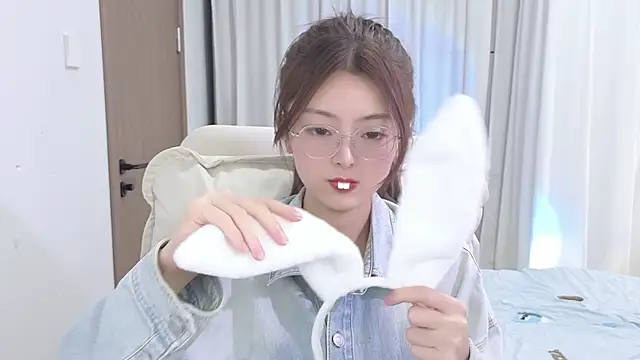 Koikoi    online show from March 19, 2026, 5:40 am