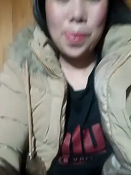 Chloe-ee online show from January 15, 2026, 2:09 pm