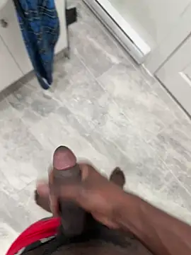 Sweetley online show from February 28, 2026, 1:33 pm