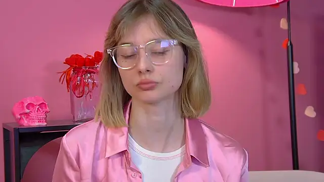 MerlinMeyer online show from April 19, 2026, 6:32 pm