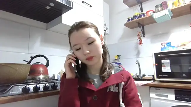 Snapshot of VelmaMaasch chatting on December 19, 2025, 2:08 pm VelmaMaasch online show from December 19, 2025, 2:08 pm