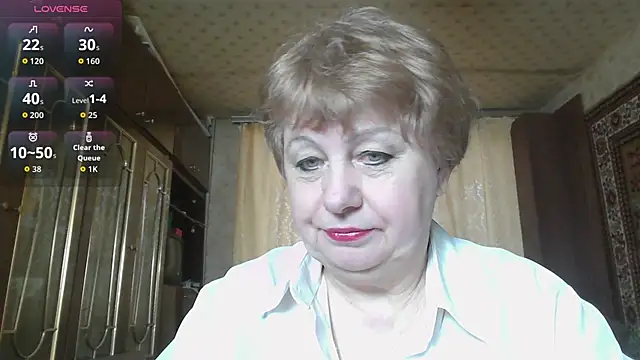 Snapshot of Casey_peach chatting on March 2, 2026, 4:35 am Casey peach online show from March 2, 2026, 4:35 am