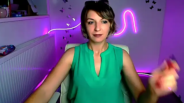 Snapshot of Lana_Foxyy chatting on July 16, 2026, 5:37 am Lana Foxyy online show from July 16, 2026, 5:37 am