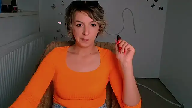 Snapshot of Lana_Foxyy chatting on June 17, 2026, 11:53 am Lana Foxyy online show from June 17, 2026, 11:53 am