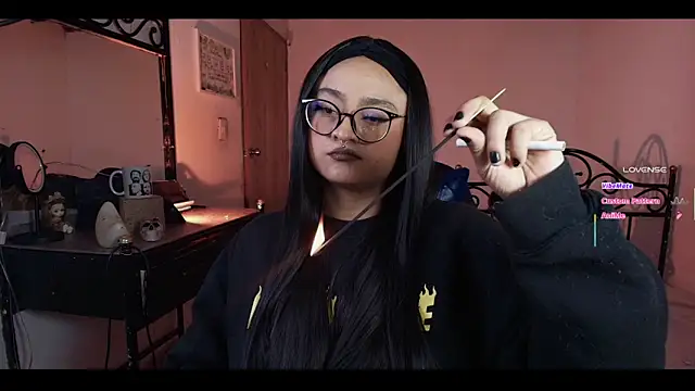 Snapshot of sofitabares_ chatting on March 3, 2026, 8:49 pm sofitabares online show from March 3, 2026, 8:49 pm