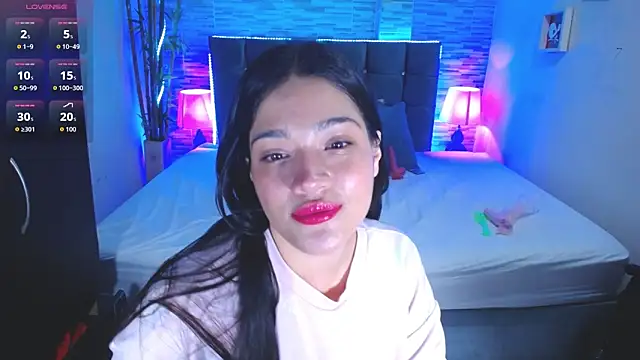 Snapshot of Valeri_hot22 chatting on February 19, 2026, 9:34 pm Valeri hot22 online show from February 19, 2026, 9:34 pm