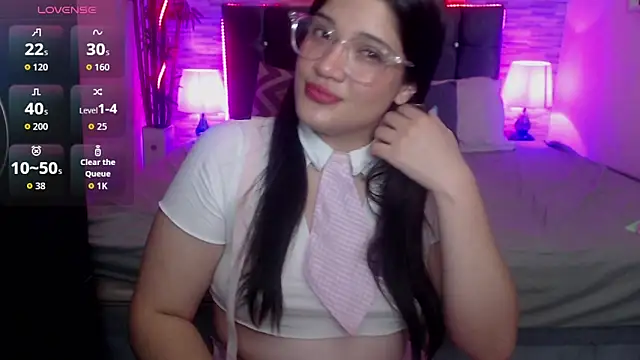 Snapshot of Valeri_hot22 chatting on February 3, 2026, 10:04 pm Valeri hot22 online show from February 3, 2026, 10:04 pm