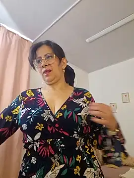 christy ant online show from May 26, 2026, 4:16 pm