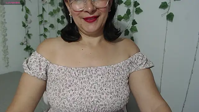 christy ant online show from February 3, 2026, 6:13 pm