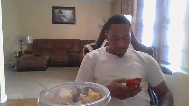 Snapshot of KingDes55 chatting on April 27, 2026, 4:05 pm KingDes55 online show from April 27, 2026, 4:05 pm