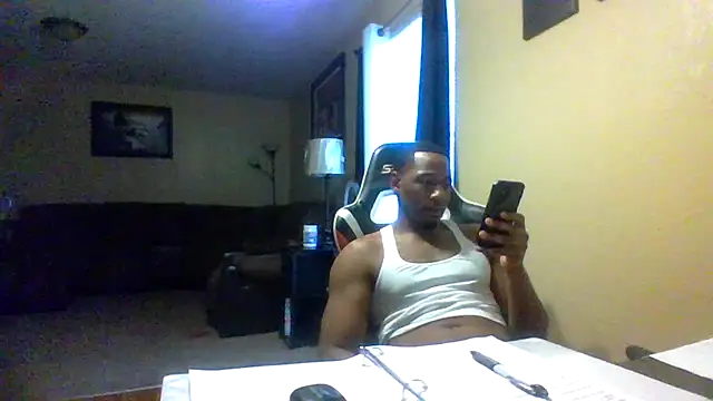 Snapshot of KingDes55 chatting on May 6, 2026, 1:59 pm KingDes55 online show from May 6, 2026, 1:59 pm