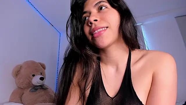 Snapshot of Mely_Mel chatting on July 3, 2026, 9:21 pm Mely Mel online show from July 3, 2026, 9:21 pm