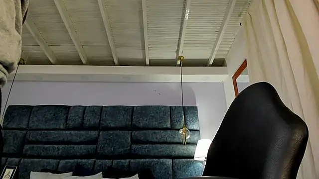 ateneaa dioosa online show from February 26, 2026, 11:54 am