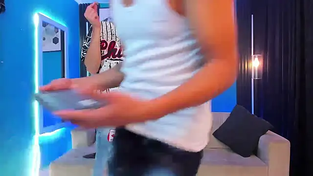 Oficial KingOfHeavens online show from March 29, 2026, 8:10 pm