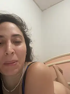 Snapshot of LatinDoll8 chatting on April 21, 2026, 2:51 am LatinDoll8 online show from April 21, 2026, 2:51 am