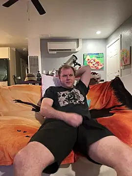 Studmuffin4you online show from January 11, 2026, 3:02 am