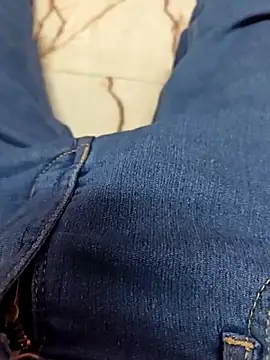 AqueousCrepe online show from February 14, 2026, 1:00 pm