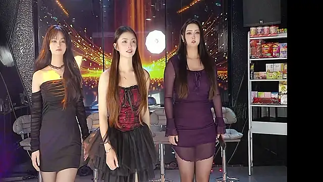 yueyutu888 online show from December 18, 2025, 6:07 am