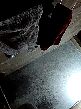 L hotcream online show from April 4, 2026, 11:39 am