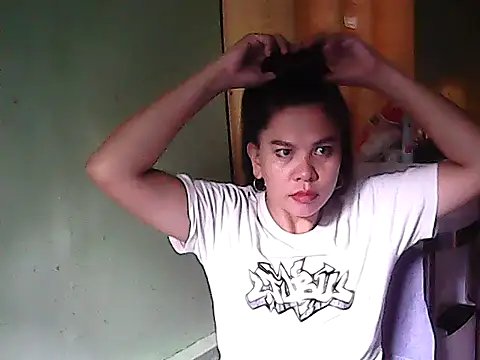 annawet online show from June 29, 2026, 1:56 am